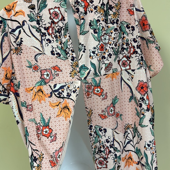 Plus size Glamorous Curve open back tunic - Picture 6 of 10